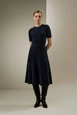 LilySilk Pleated A-line MERINO Wool NAVY Blue SKIRT Size Small - NEW $174