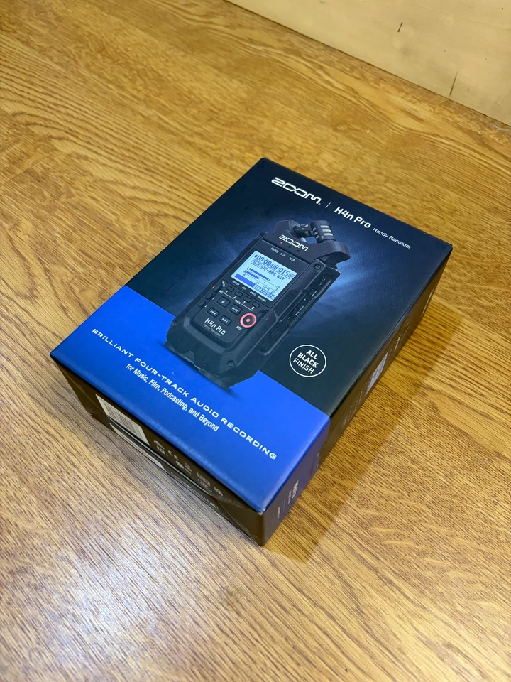 Zoom H4n Pro 4 Channel Audio Recorder - Black (with case) - Bild 4 von 4