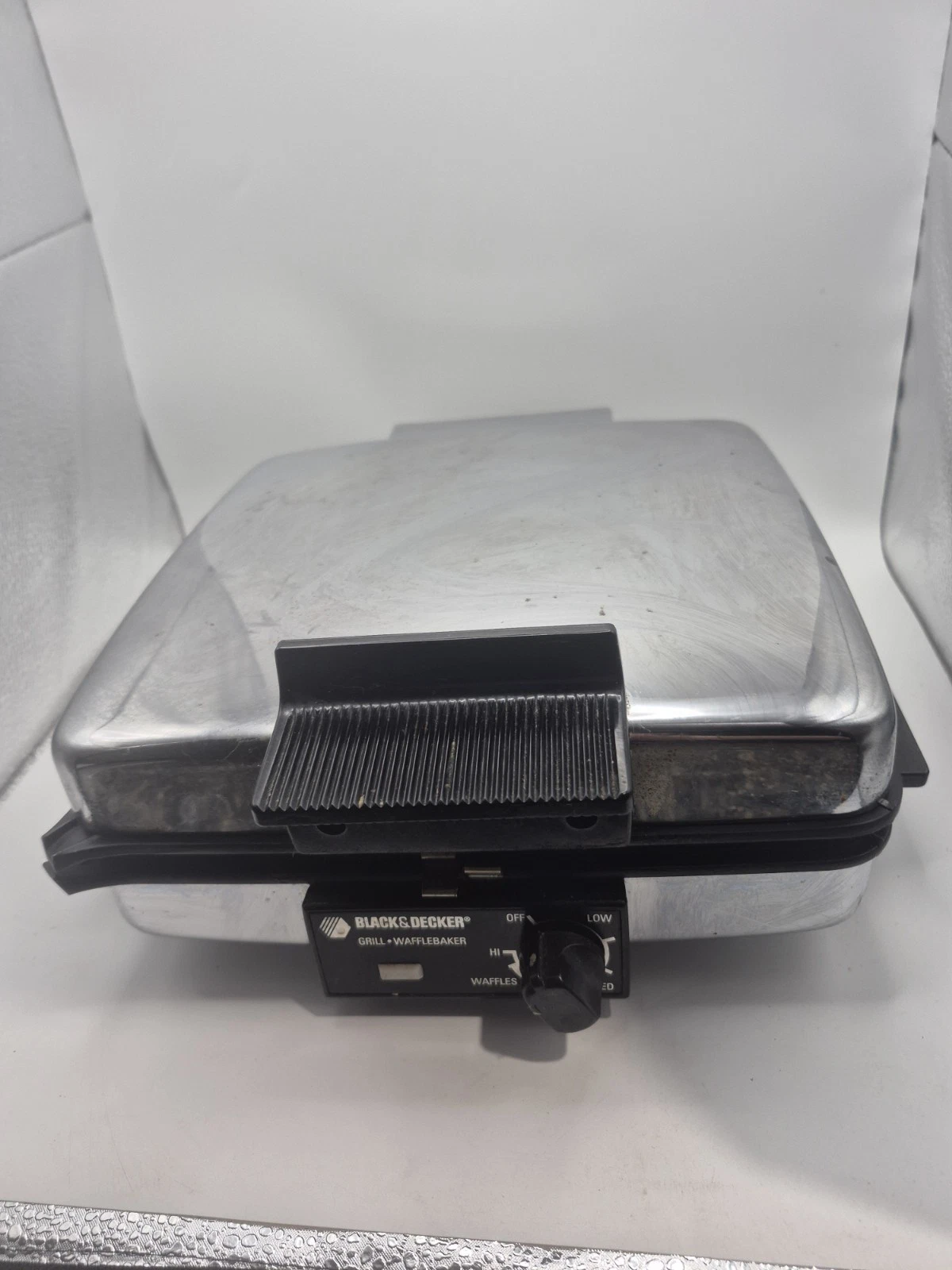 Vintage Black & Decker Grill Waffle Baker Maker G48TD Reversible Plates 3 in One
Opens in a new wind
