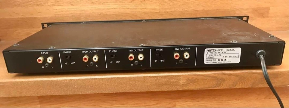 FOSTEX EN3000 DIVIDING NETWORK Channel Divider for 2Way-3Way Multi-Amp Systems - Image 2 of 3