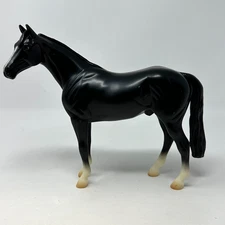 Breyer Classics Black Thoroughbred Horse Figure #935 Stripe Stockings Feet