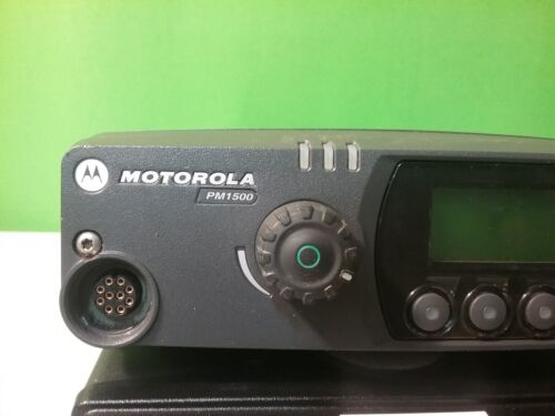 Motorola PM1500 UHF 100 Watts 380-470 Mhz Digital Radio AAM79QTD9PW5AN - Picture 2 of 9