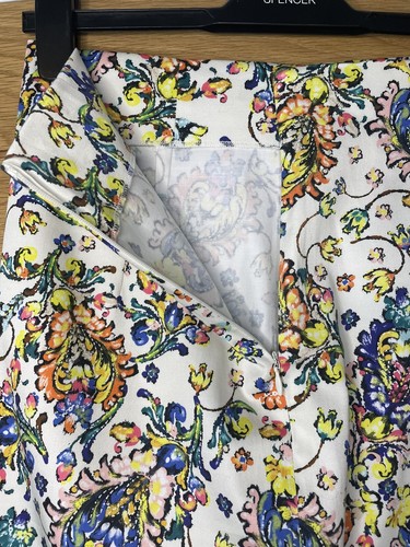 Zara Woman Size Medium Pencil Skirt, Bright Coloured Paisley Print, NWT-£29.99 - Picture 8 of 8