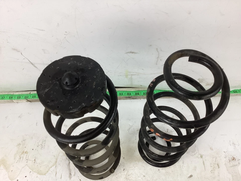 Muelle helicoidal suspensión trasera izquierda y derecha Audi A4 2009-2012 OEM Foto 4 de 4