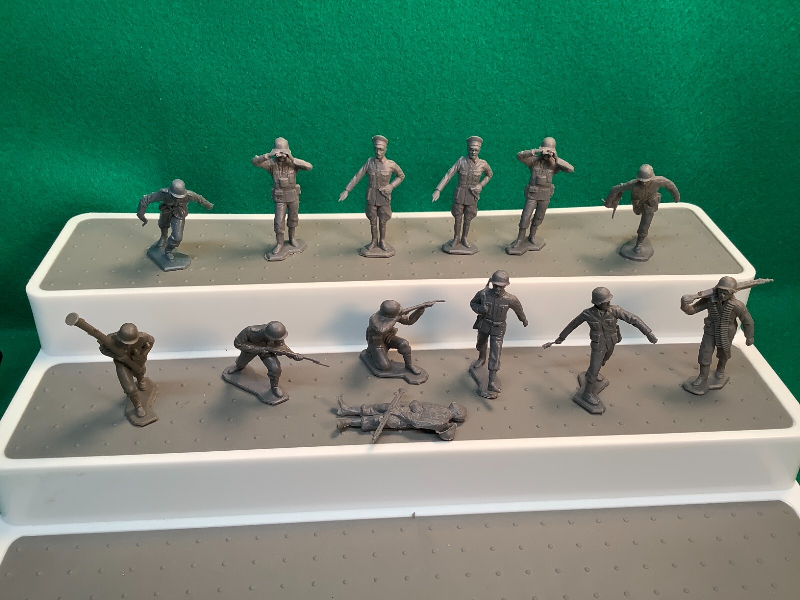 Picture 1 of 8