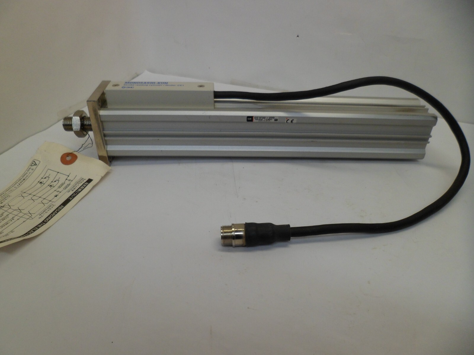 SMC CE1F32-200 STROKE READING CYLINDER PNEUMATIC DBL. ACT. 145 PSI. NOS NEW !!