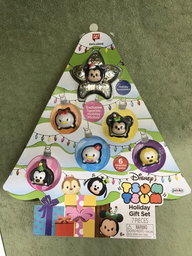Disney Tsum Tsum Holiday Gift Set w/Tsparkle Holiday Mickey & 6 Seasonal Figures