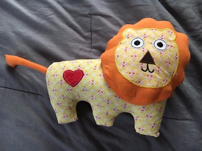 Lion Happi Tooth Fairy Animal Plush Pillow Holder Heart Pocket