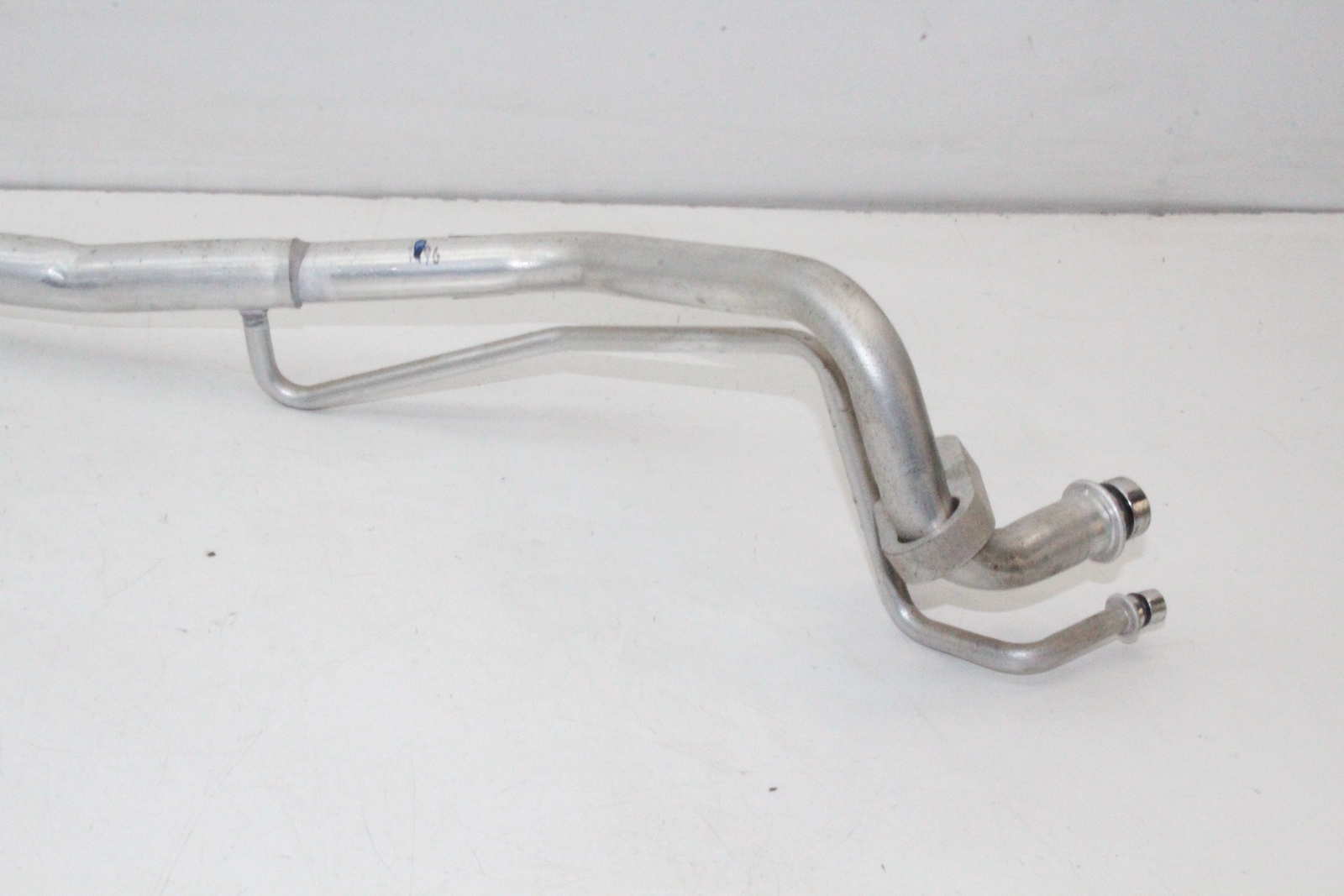 2017 Nissan QASHQAI J11 1.5 dCi Aircon Pipe 924464EA1A for sale 