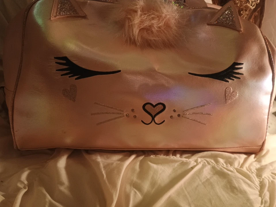 Girls Duffel Bag- Pink Queen Cat Travel Overnight Bag for Girls - Image 4 of 4