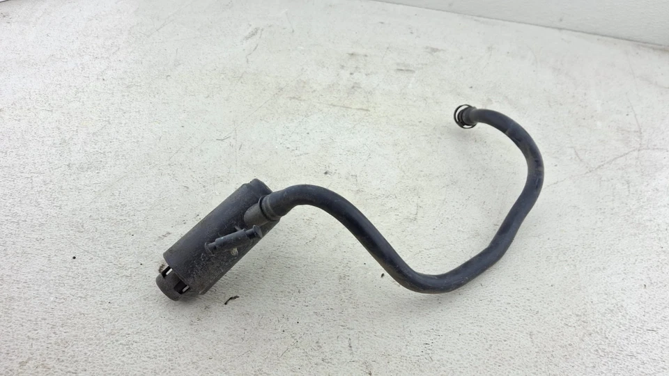 2013-2018 BMW 320I F30 XDRIVE FUEL VAPOR EVAPORATOR CANISTER VALVE W/ HOSE OEM - Image 2 of 4