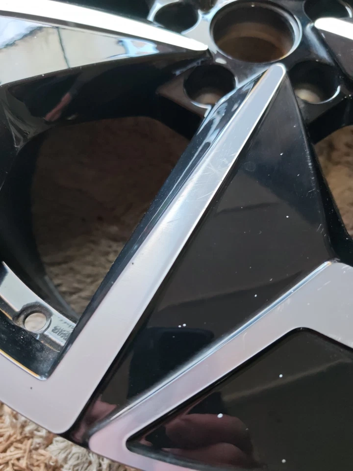 10A 601 025H Eine Alufelge - Bild 2 von 4