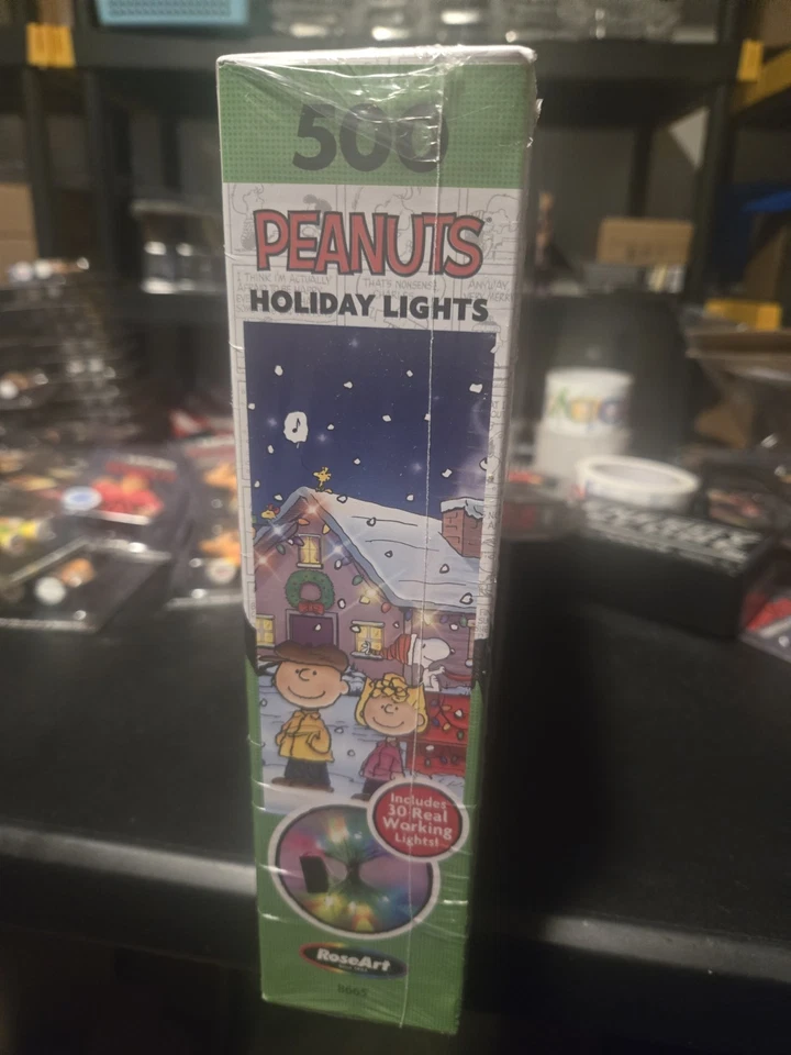 RoseArt PEANUTS Holiday Lights CHRISTMAS Charlie Brown LIGHT PUZZLE 500pc New - Image 4 of 4