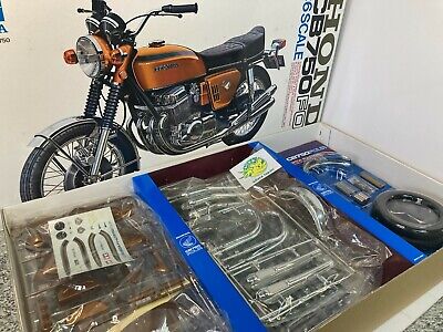 1/8 NAGANO 1001-1800 JAPON KIT MAQUETTE MOTO HONDA DREAM CB750 FOUR RARE  MIB