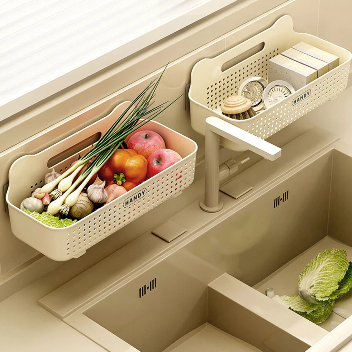 Thickened Plastic Hanging Wall Mounted Spice Rack Storage Basket with Hook