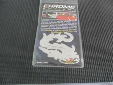 PLACCA METALLICA CROMATA ADESIVA DRAGONE 5,5 X 7 CM