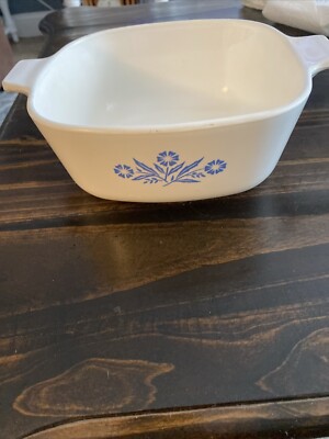 Vintage Corning Ware Cornflower Blue  1 1/2  QT  1961-1966 Very Good No/Lid