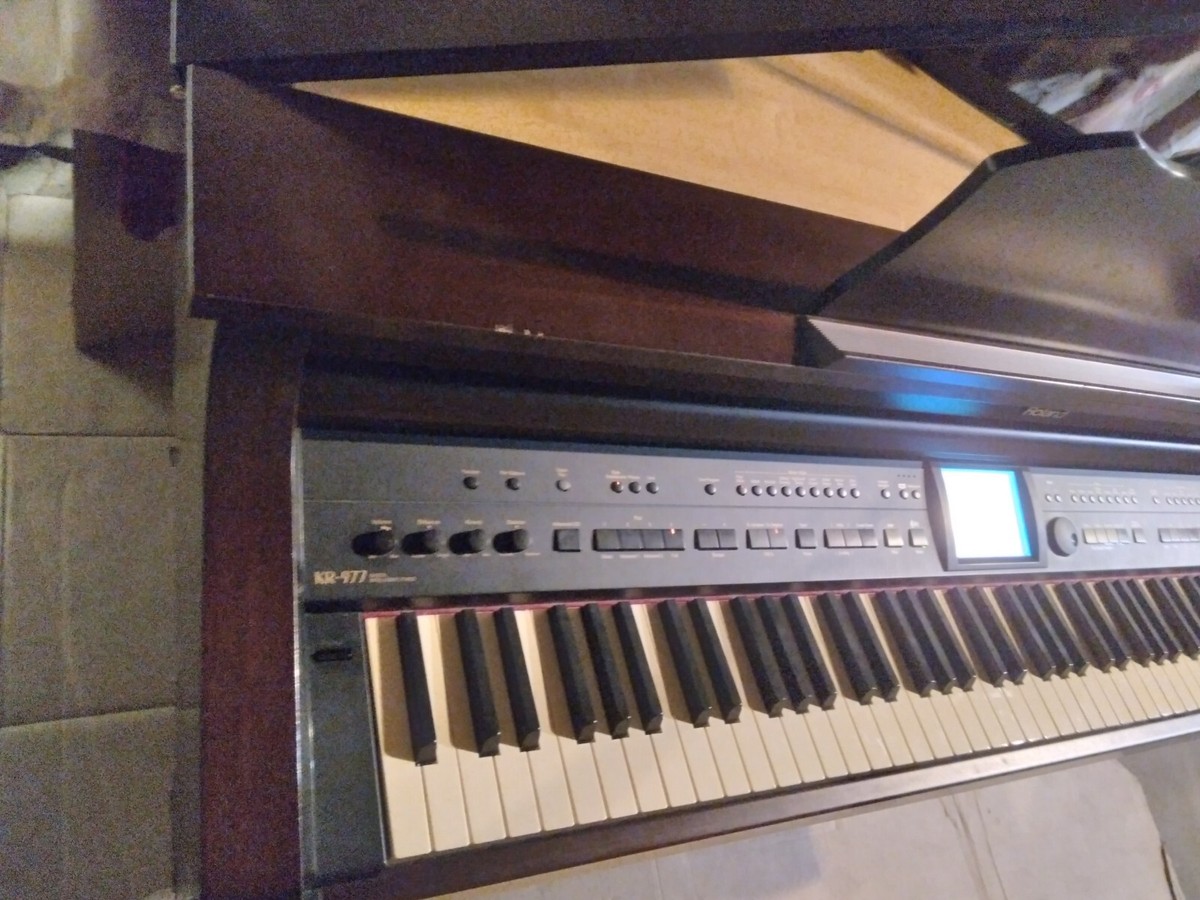 多機能！！Roland KR-977 電子グランドピアノ 多機能！！Roland KR-977 電子グランドピアノ - メルカリ