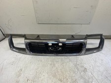 Original Nissan Nissan D22 Kühlergrill Vorne Bj 1997-2004 OEM 623102S500