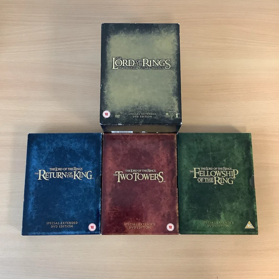THE LORD OF THE RINGS Trilogy - Special Extended Editions - 12 Disc DVD Box Set - Image 4 of 4