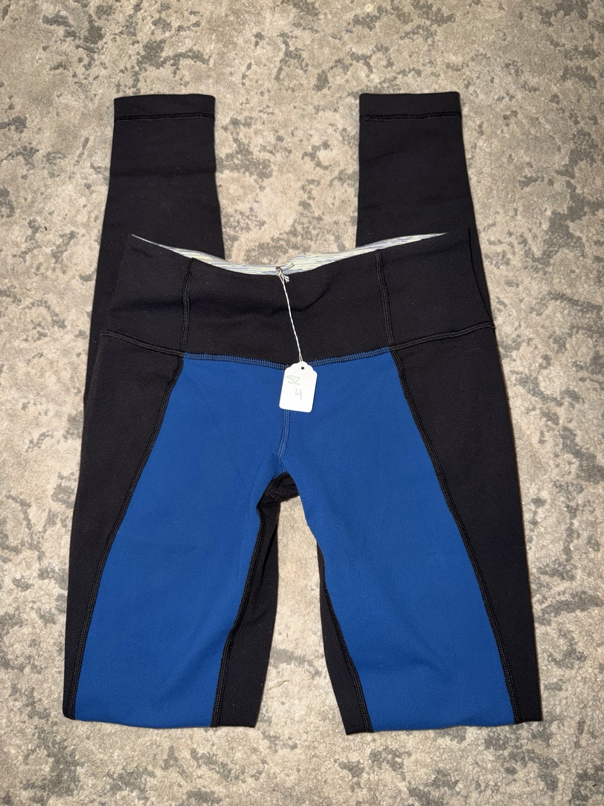 Lululemon Women's Black/Blue Colorblock Pull-On Activewear Leggings Size 4