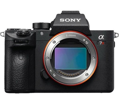 Sony a7R IV Full-frame Mirrorless Interchangeable Lens Camera (Body Only)