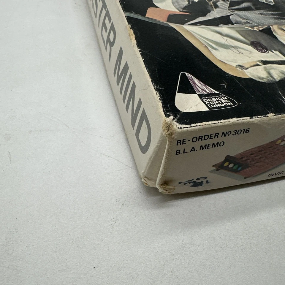 Invicta Mastermind Deluxe 1975 Code Breaker Game Vintage - Image 2 of 4