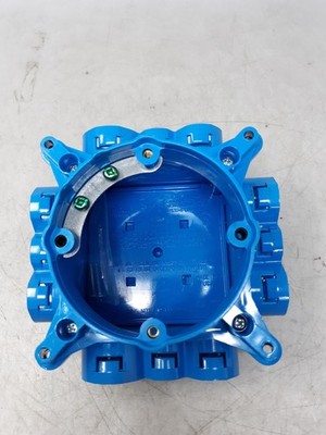 Carlon 4-Port 655A Blue Plastic Mudbox w/ Wire Connectors 