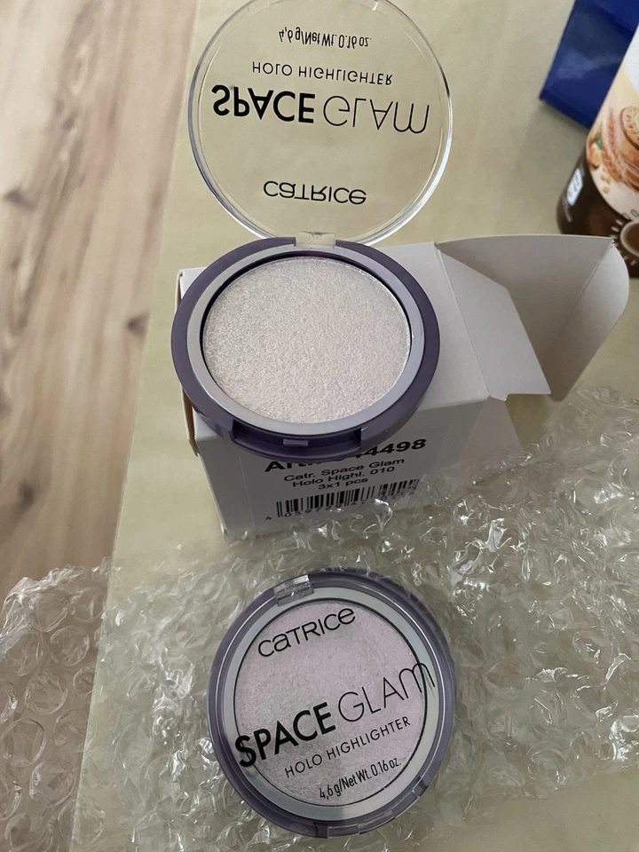 Catrice Space Glam Holo Highlighter 010 Beam Me Up! 4,6g - Neu - Bild 3 von 4