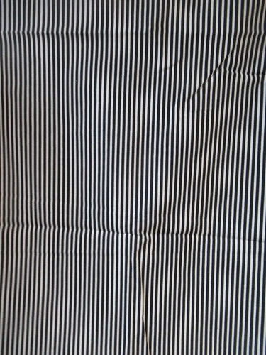 100% Cotton Classic  BLACK&WHITE  SMALL  Stripes       SBTYX43"    NEW