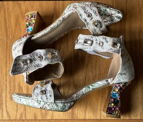 L'artiste By Spring Step Jewell Ice Platform Size US 11 EU 42 Ankle Strap EUC - Picture 11 of 14