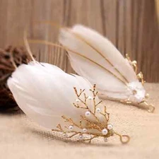 BRAND NEW HANDMADE GOLD HEADBAND WIITH PEARLS AND FEATHERS HAIR ACCESSORY,