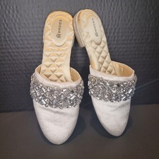 Birdies The Song Bird Slippers Pale Pink Embellished Crystal Sz 7