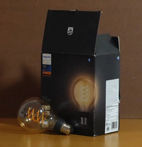 Philips Hue Dimmable 7W Amber Vintage G25 Thin Filament Edison Bulb 550lm Smart 