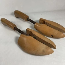 Vintage Shoe Keepers No. 4 Mohawk Rochester Shoe Tree Co. Molded Shoe Stretcher
