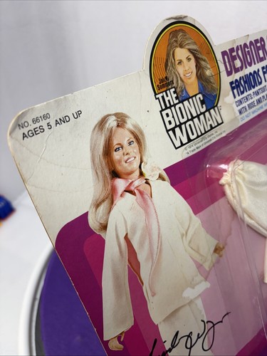 Bionic Woman Autographed Signed Lindsay Wagner Fashion MOC Six Million Dollar - Picture 7 of 18