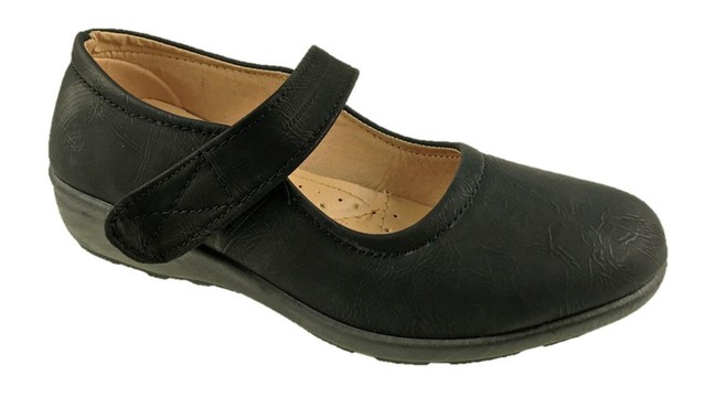 clarks tri curve black