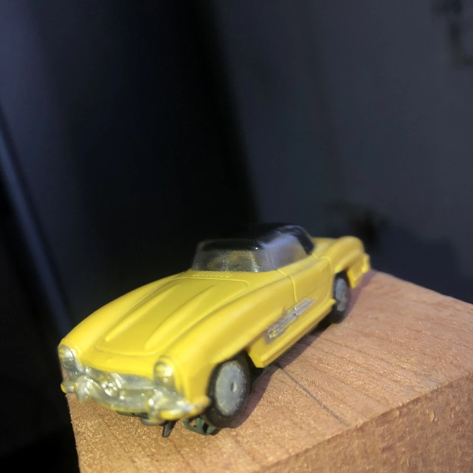 Lionel Mercedes Benz 190sl HO Slot Car Running Condition Very Rare Tested - Image 4 of 4
