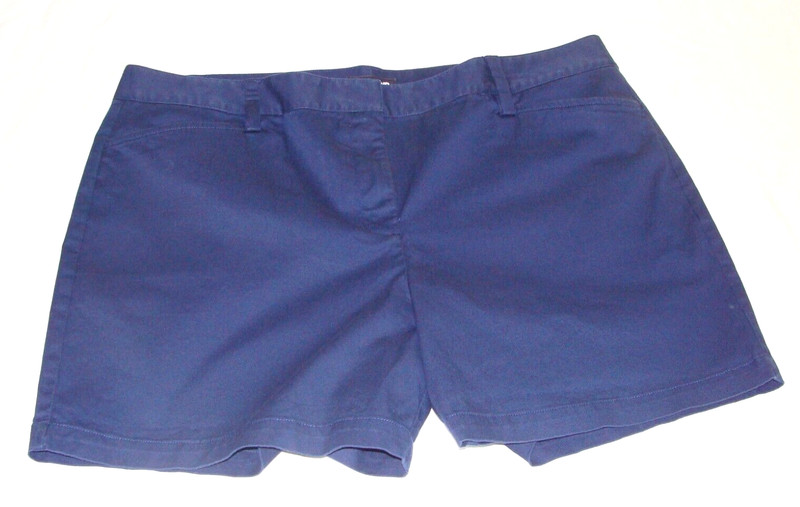 LANDS' END Navy Blue "Mid Rise" Casual SHORTS Sz 18 (5 Inch Inseam)
