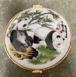 Vintage Chinese Porcelain Hand Painted Trinket Box With Mirror Stash Box - Panda