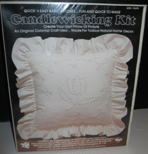 1983 VINTAGE VALIANT CRAFTS CANDLEWICKING KIT PILLOW OR PICTURE 4203 TULIPS