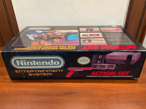 NES Action Set Nintendo Entertainment System Console CIB completo di scatola testato - Foto 20 di 23