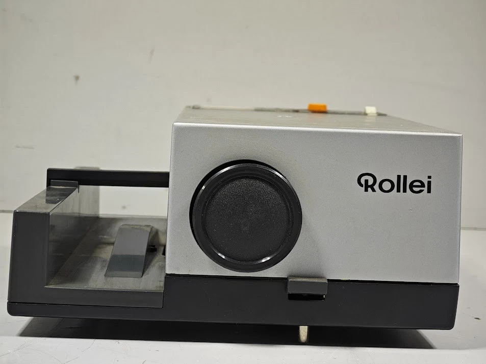 Rollei P350A Slide Projector - Powers On, Untested Further, Used - Image 2 of 4