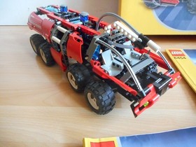 LEGO Technic Rescue Truck with Box (Lego No: 8454)