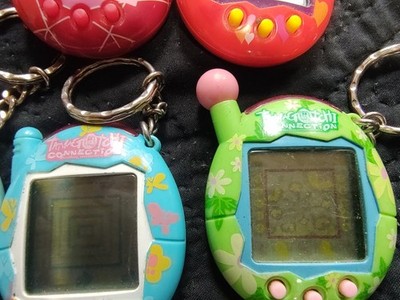 Lot of 6 Tamagotchi Connection V3 Bandai 2004–05 V Rare Designs