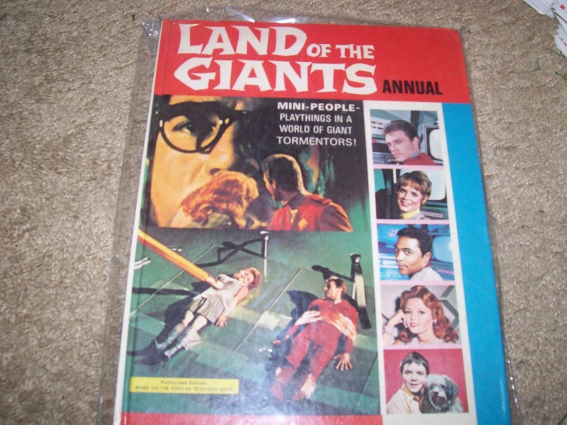 LAND OF THE GIANTS BRITISH ANNUAL