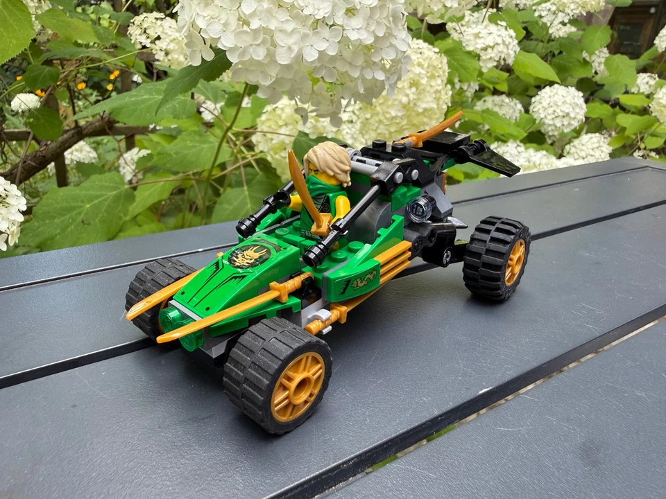 LEGO Ninjago 71700 Jungle Raider, Foto 2 von 4