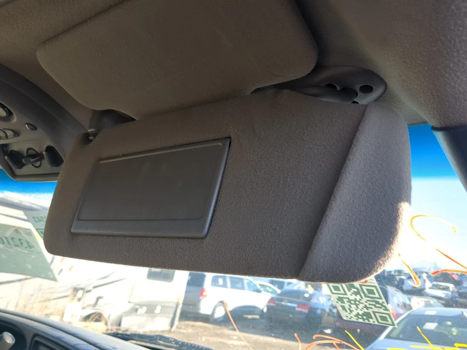 2000 Chevrolet Suburban 1500 para-sol de passageiros espelho retrovisor direito QADSH - Imagem 3 de 4