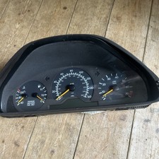 Mercedes Benz W210 S210 Original Kombiinstrument Miles / km/h VDO MB 2105405647 Mercedes Benz W210 S210 Original Kombiinstrument Miles / km/h VDO MB 2105405647