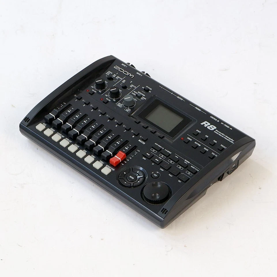 Zoom R8 Multi Track Recorder 8 Spur 24 Bit 48 kHz mit Stromkabel getestet... - Bild 3 von 4